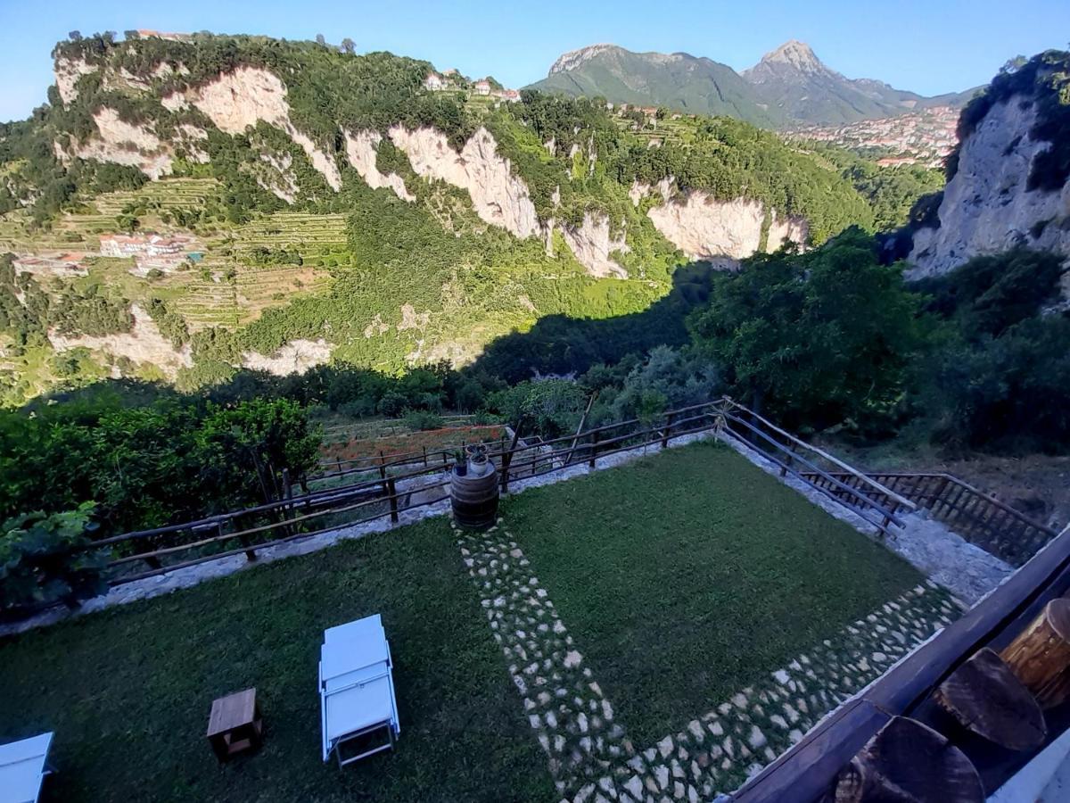 Agriturismo Orrido Di Pino Аджерола Екстер'єр фото
