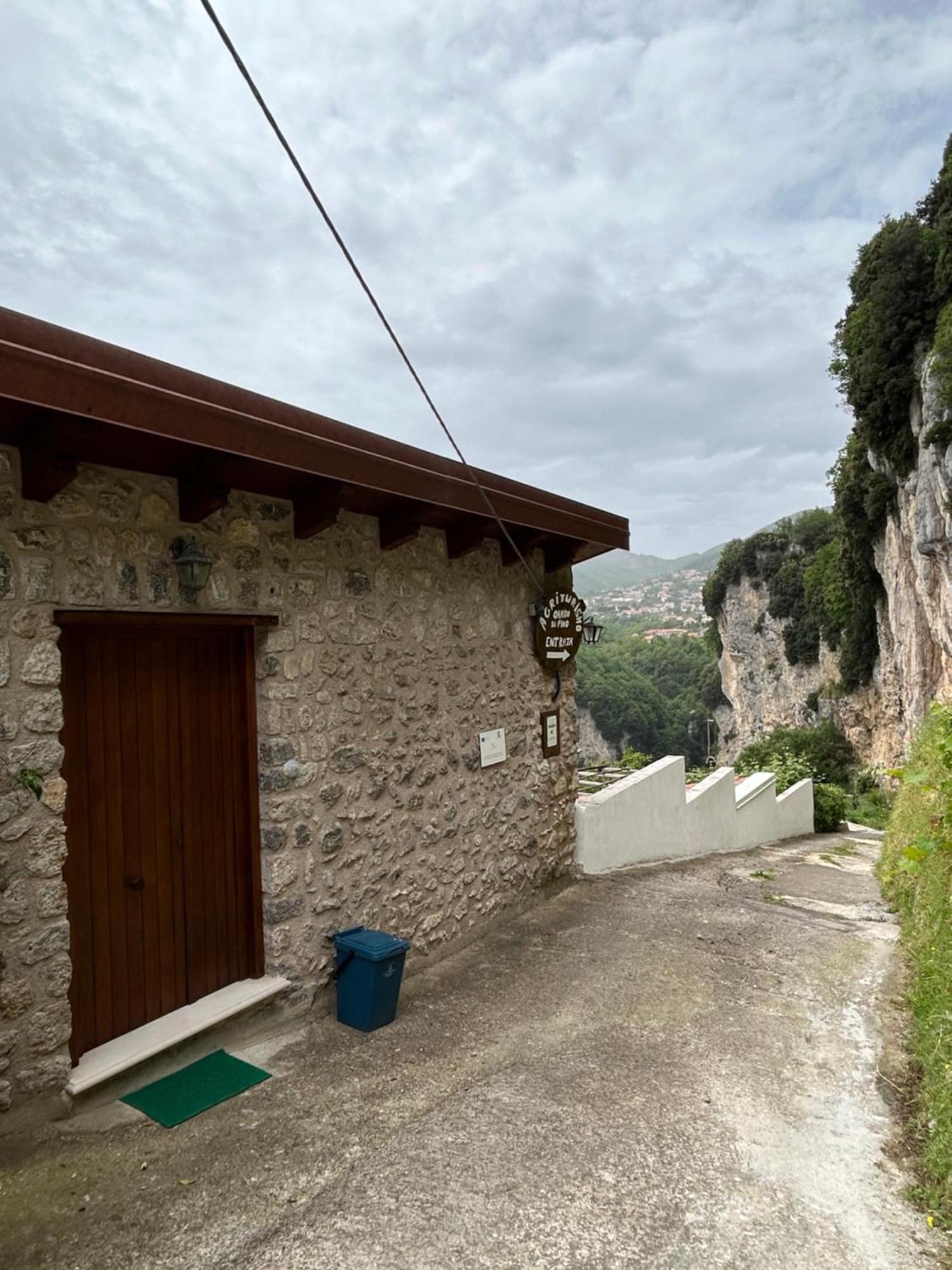 Agriturismo Orrido Di Pino Аджерола Екстер'єр фото