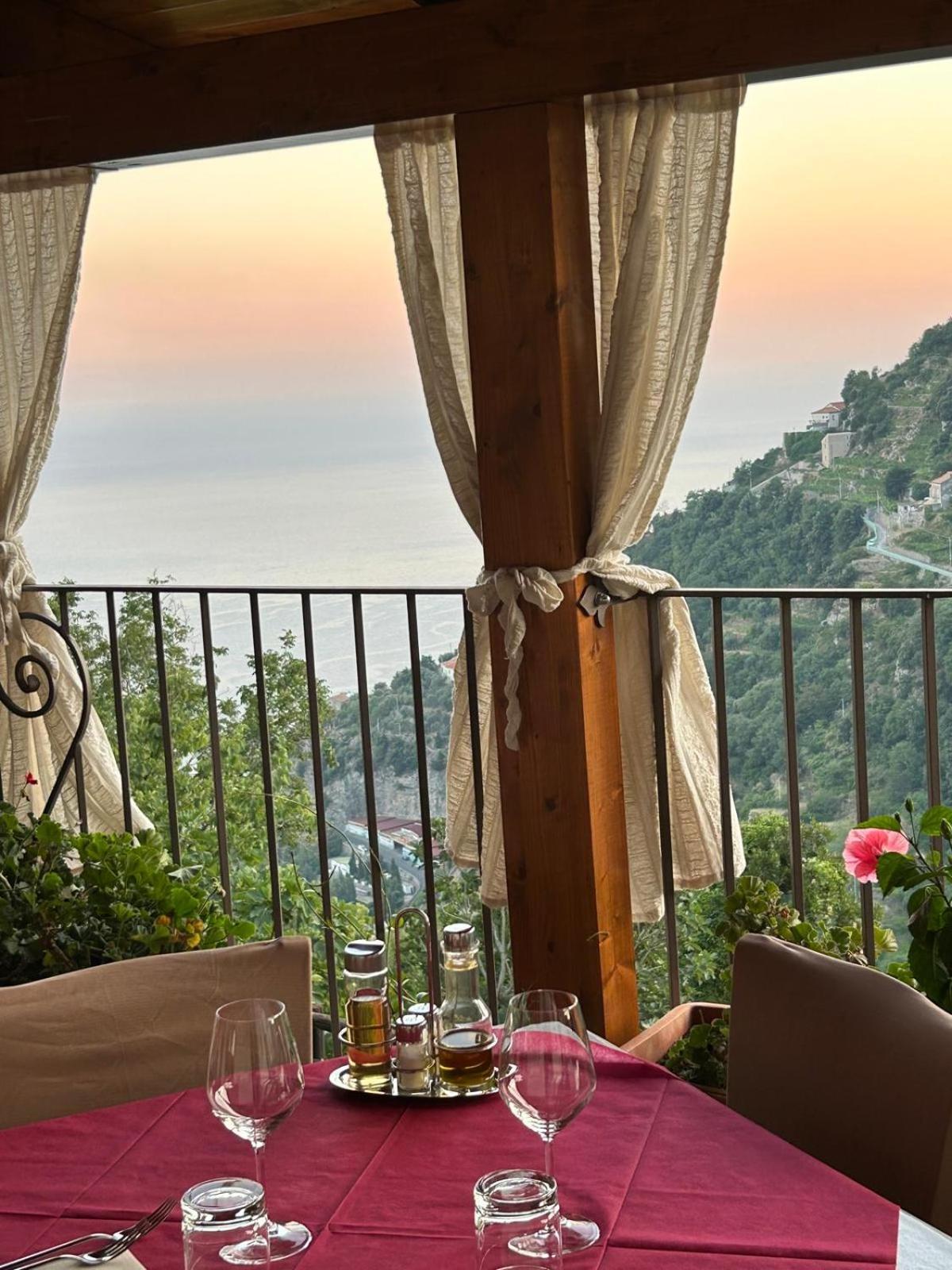 Agriturismo Orrido Di Pino Аджерола Екстер'єр фото